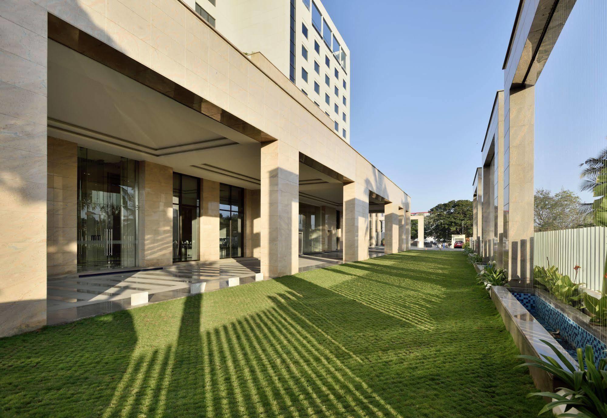 Radisson Blu Coimbatore Hotel Exterior photo The University of Nicosia