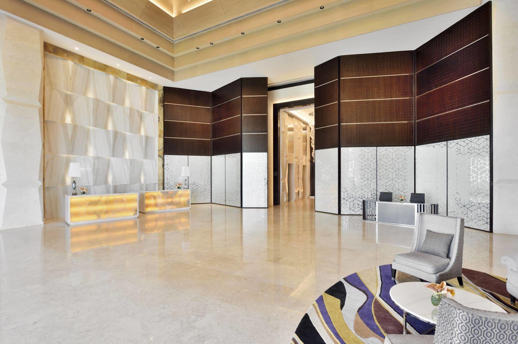 Radisson Blu Coimbatore Hotel Exterior photo Lobby